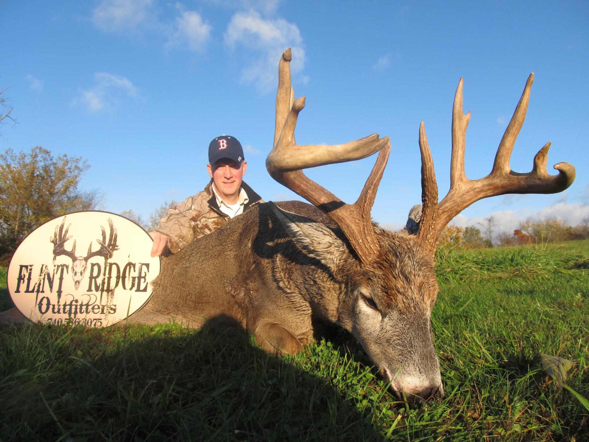 DEER HUNTS Ohio Whitetail Deer Hunting Outfitter