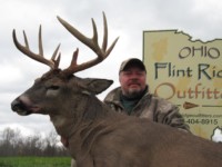 Ohio whitetail deer hunting outfitter