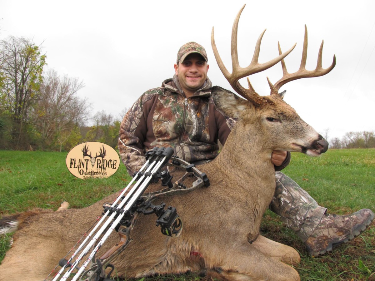 DEER HUNTS Ohio Whitetail Deer Hunting Outfitter