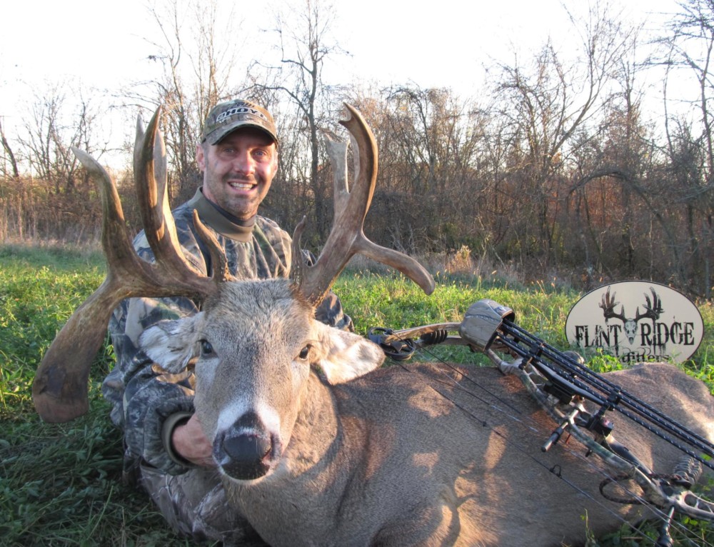 Whitetail deer bow hunting season Ohio Whitetail Deer Hunting Outfitter